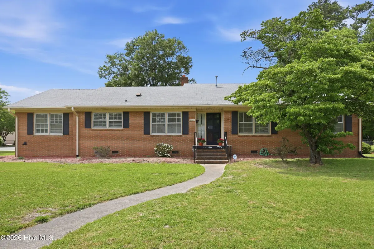 2000 Carey Road, Kinston, NC 28501 - #1