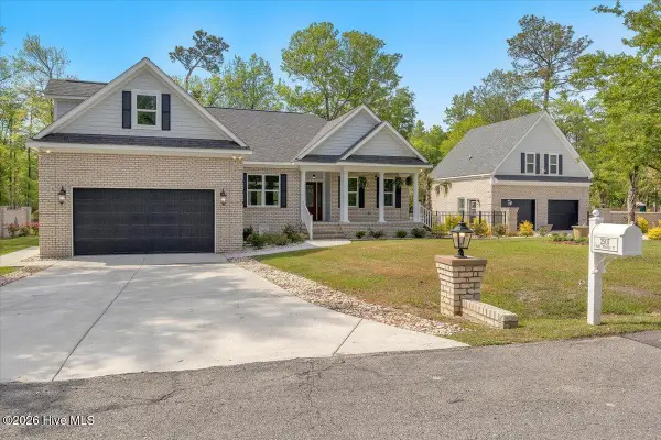 2507 Mary Frances Court Ne, Bolivia, NC 28422
