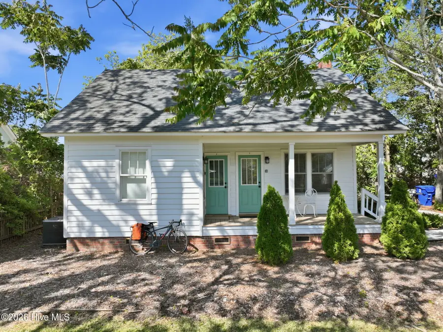307 Orange Street, Beaufort, NC 28516 - #3