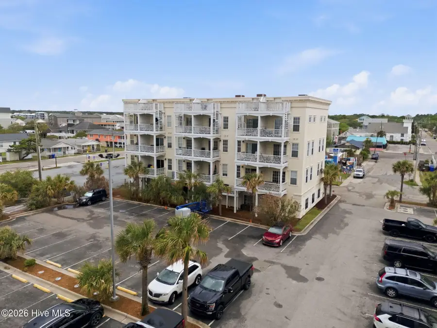 103 Charlotte Avenue #Apt 104, Carolina Beach, NC 28428 - #3