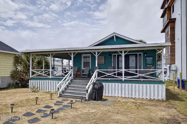 704 Carolina Beach Avenue S, Carolina Beach, NC 28428