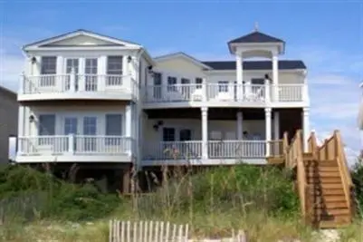 663 Ocean Boulevard W, Holden Beach, NC 28462 - #2