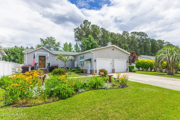 905 Palmer Drive, Calabash, NC 28467