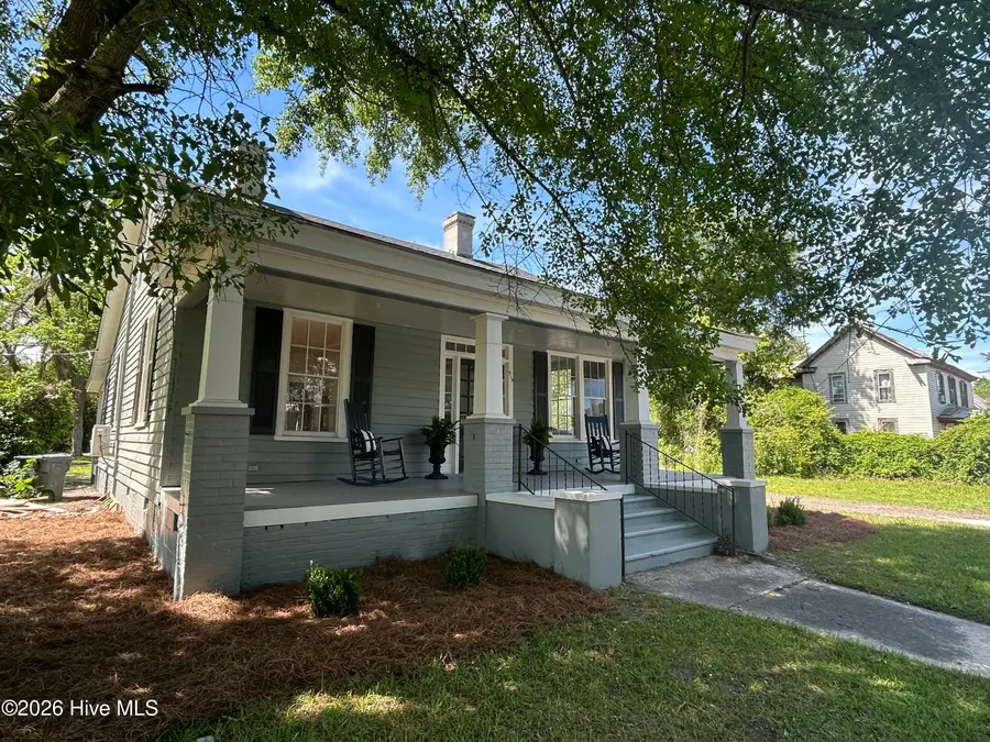319 W Grubb Street, Hertford, NC 27944 - #3