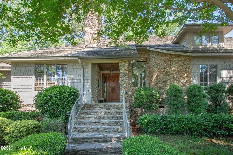 60 Woodenbridge Lane, Pinehurst, NC 28374 - #2