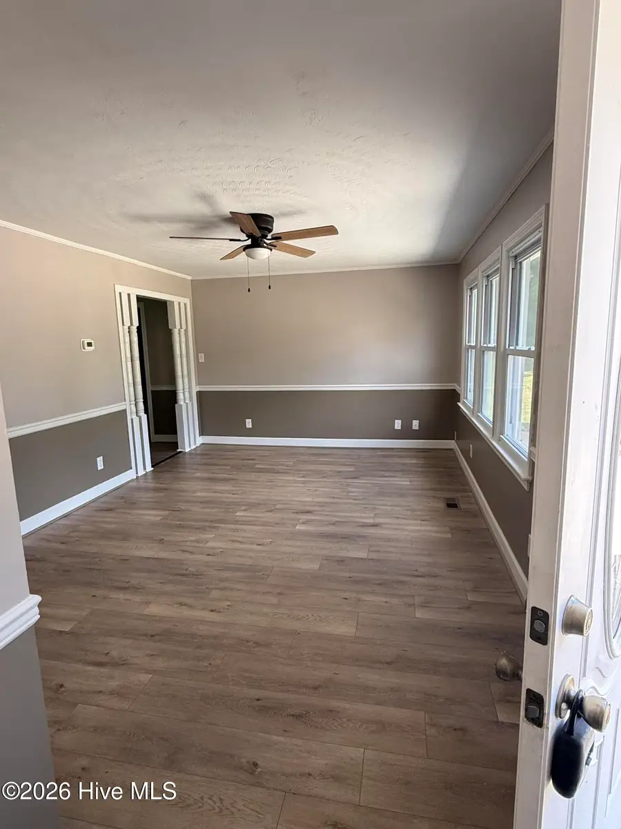 602 Terry Street, Elizabeth City, NC 27909 - #3