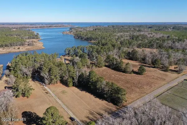 1912 Spring Creek Road, Aurora, NC 27806