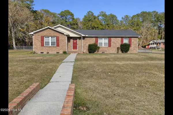 200 Carolina Drive, Jacksonville, NC 28546