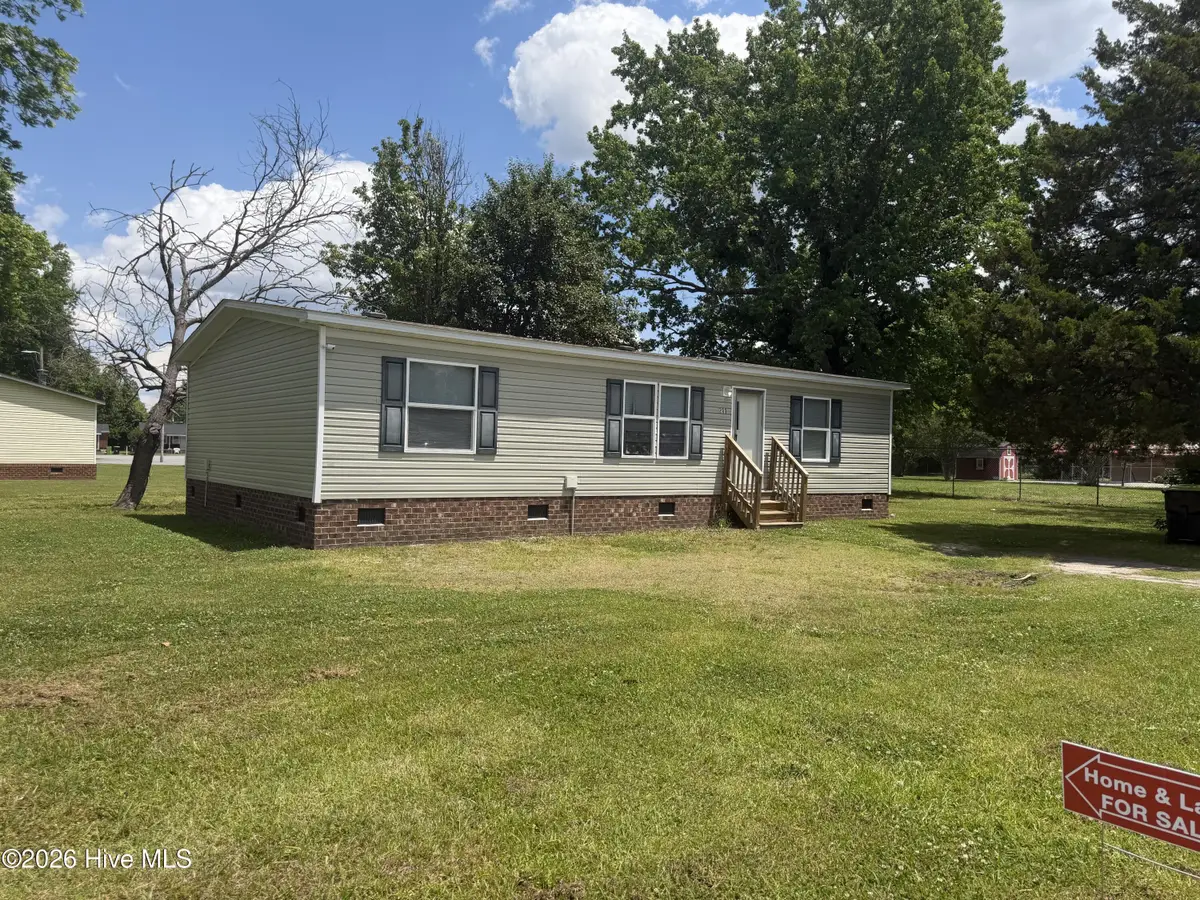 211 Tyson Street, Winterville, NC 28590 - #1