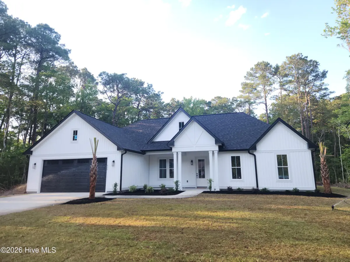 520 Boundaryline Drive Nw, Calabash, NC 28467 - #1