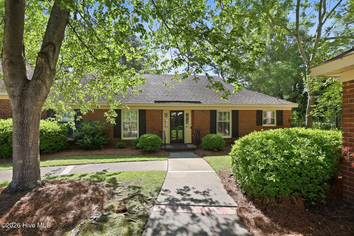 813 Greenbriar Road, Kinston, NC 28501 - #1