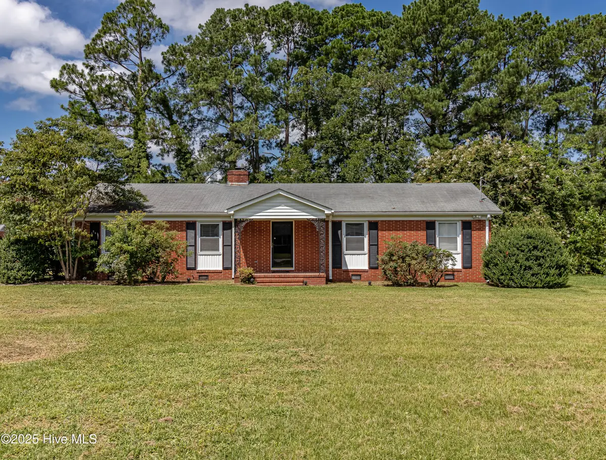 1801 E Azalea Drive, Goldsboro, NC 27530 - #1