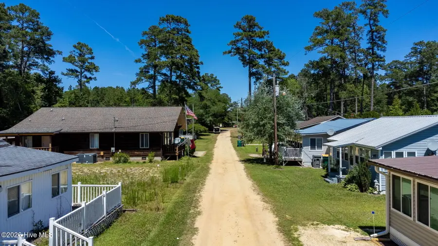 64 Godwin Road, Elizabethtown, NC 28337 - #3
