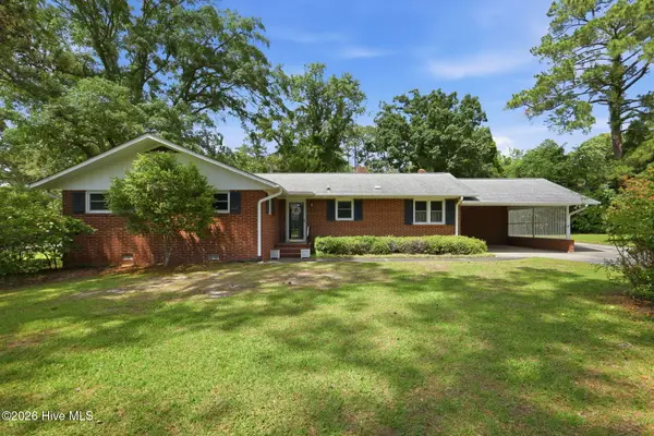 3030 Fairway Road, Morehead City, NC 28557
