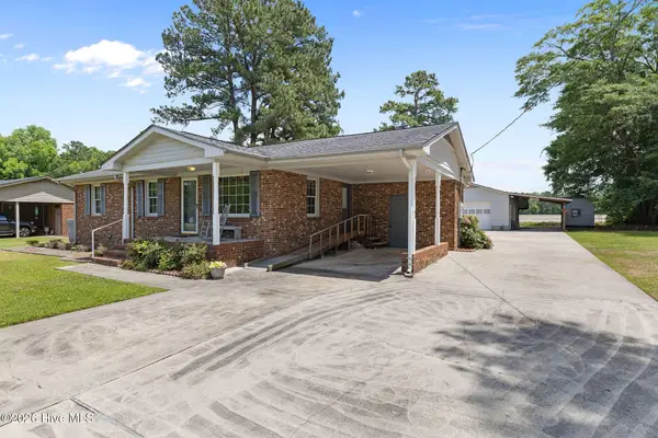 1905 Hullwood Drive, Kinston, NC 28504