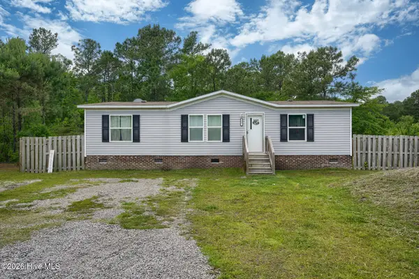 122 Piney Creek Drive, Holly Ridge, NC 28445