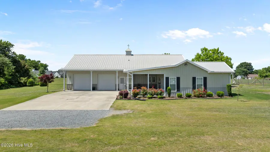 230 Circle Drive, Pikeville, NC 27863 - #2