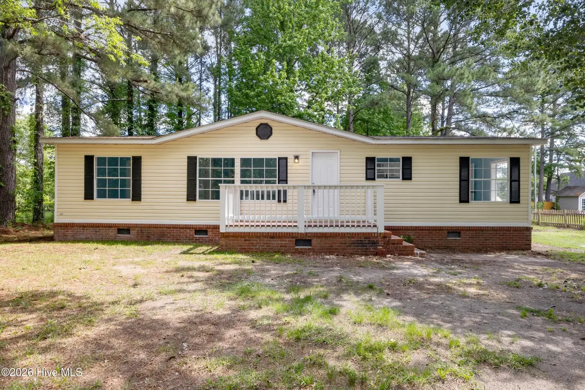 211 Pond Road, Rocky Point, NC 28457 - #1
