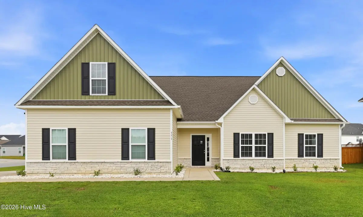 571 Appalachian Trail S, Jacksonville, NC 28546 - #1