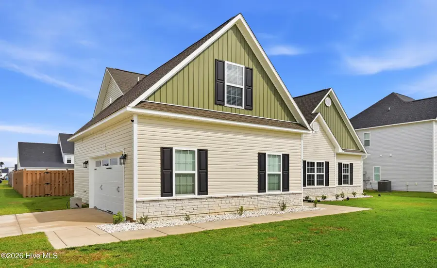 571 Appalachian Trail S, Jacksonville, NC 28546 - #2
