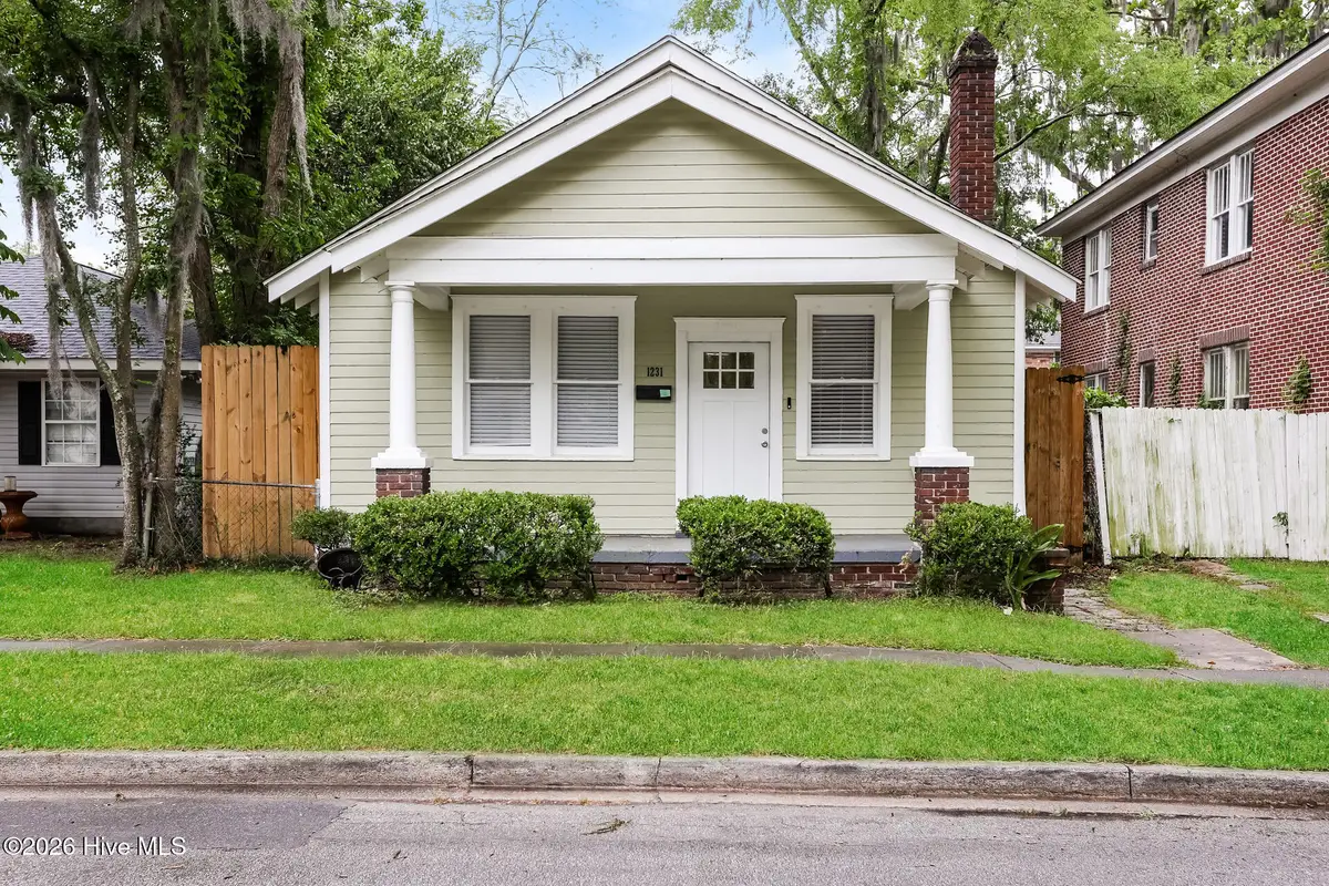 1231 E 42nd Street, Savannah, GA 31404 - #1