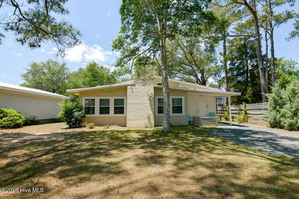 107 NE 78th Street, Oak Island, NC 28465