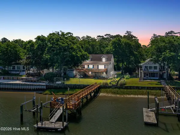 2920 W Yacht Drive, Oak Island, NC 28465