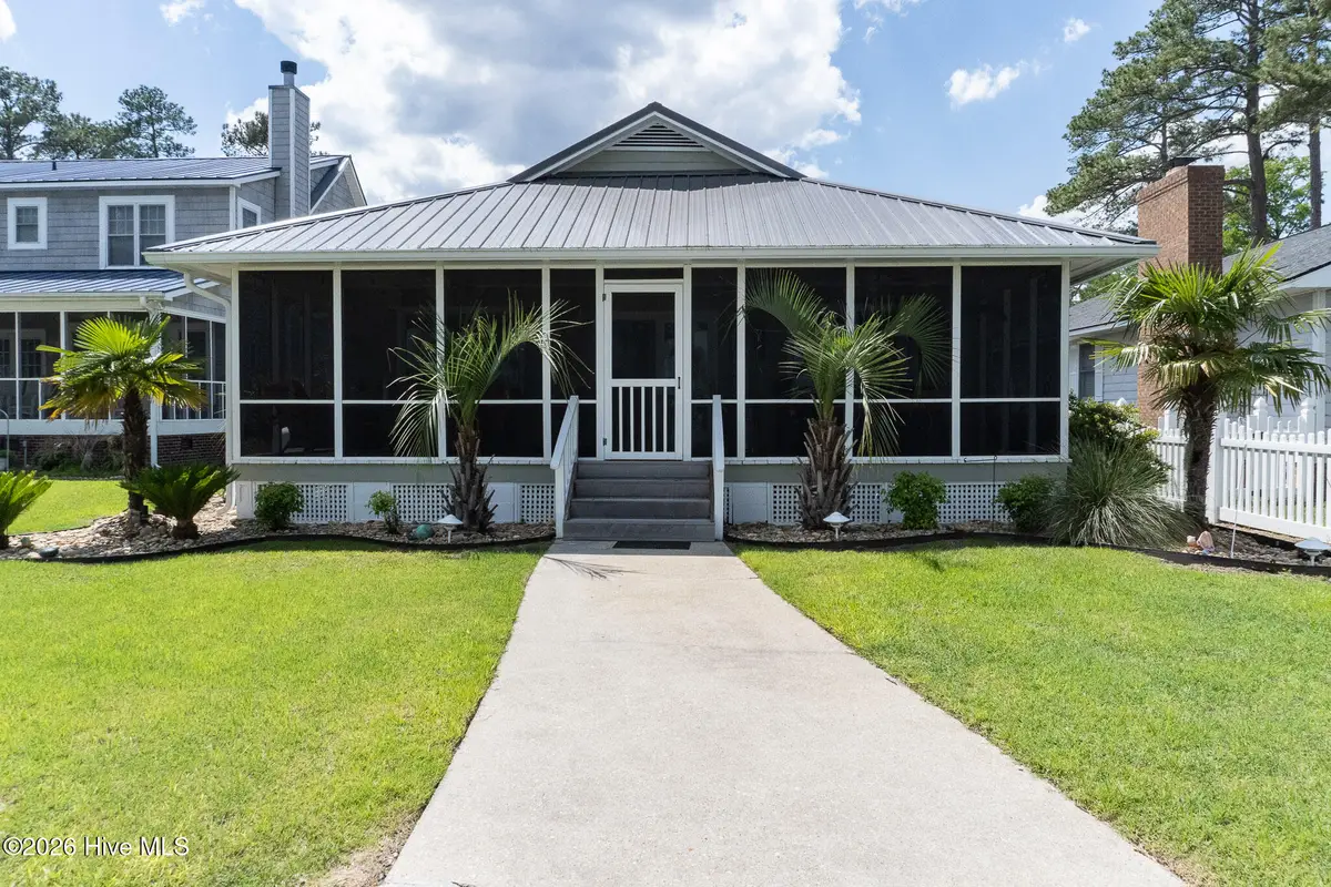 193 Turtle Cove Drive, Elizabethtown, NC 28337 - #1