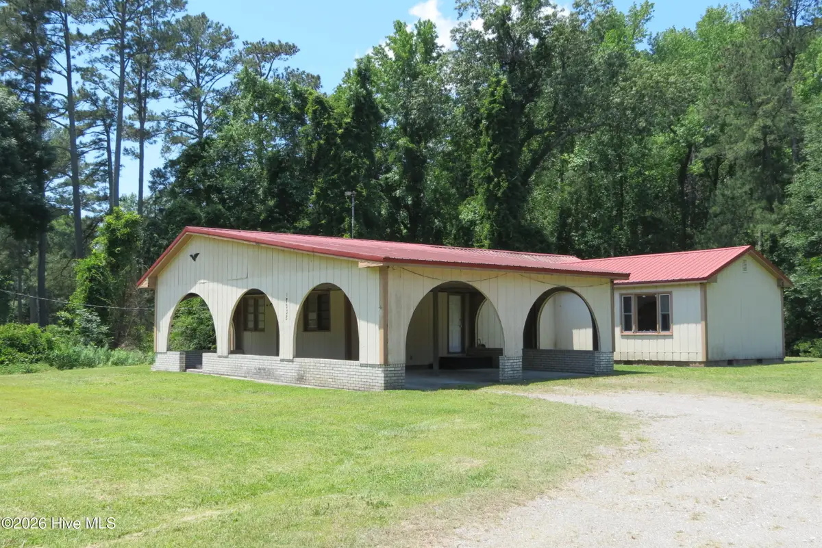 17038 E Nc 55 Highway, Bayboro, NC 28515 - #1