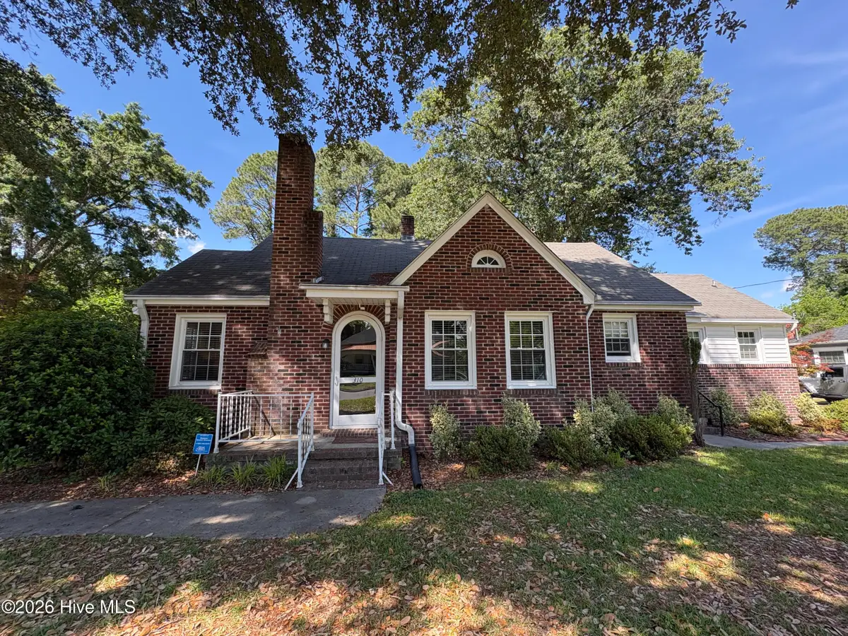 310 E 12th Street, Washington, NC 27889 - #1