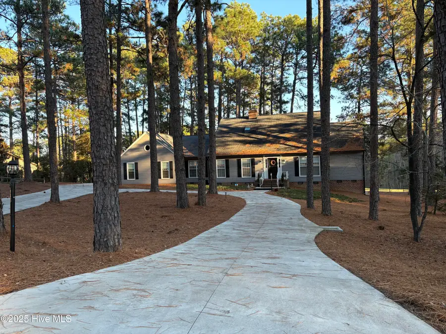 116 Oxford Court, Seven Lakes, NC 27376 - #2