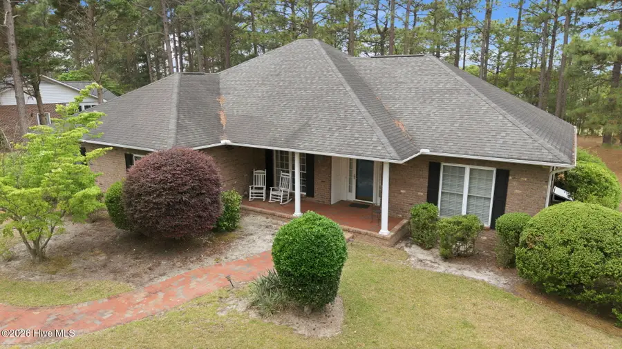 214 Longleaf Drive, West End, NC 27376 - #3