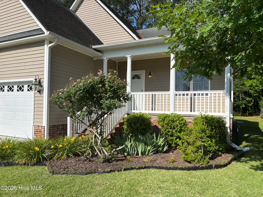 328 Lakemere Drive, New Bern, NC 28562 - #3