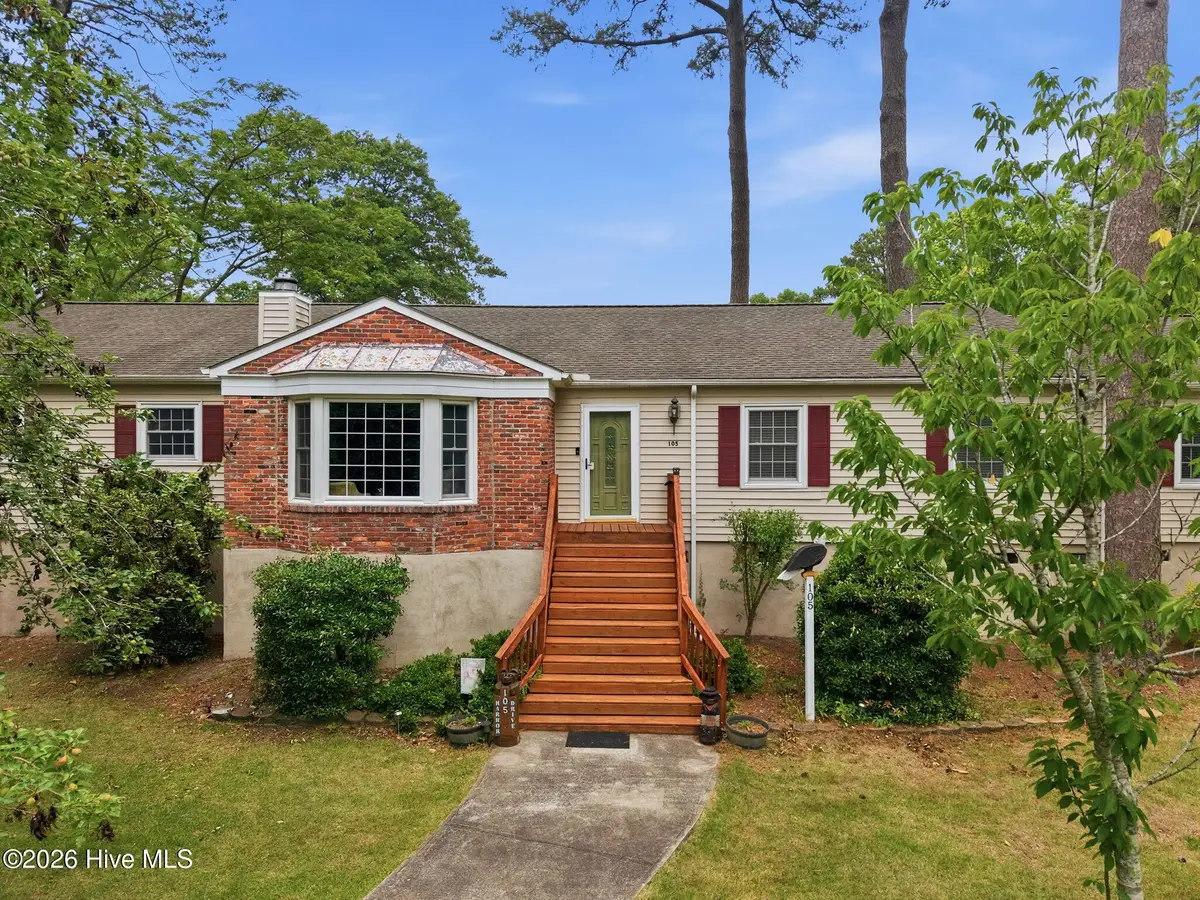 105 Harbor Drive, Washington, NC 27889 - #1