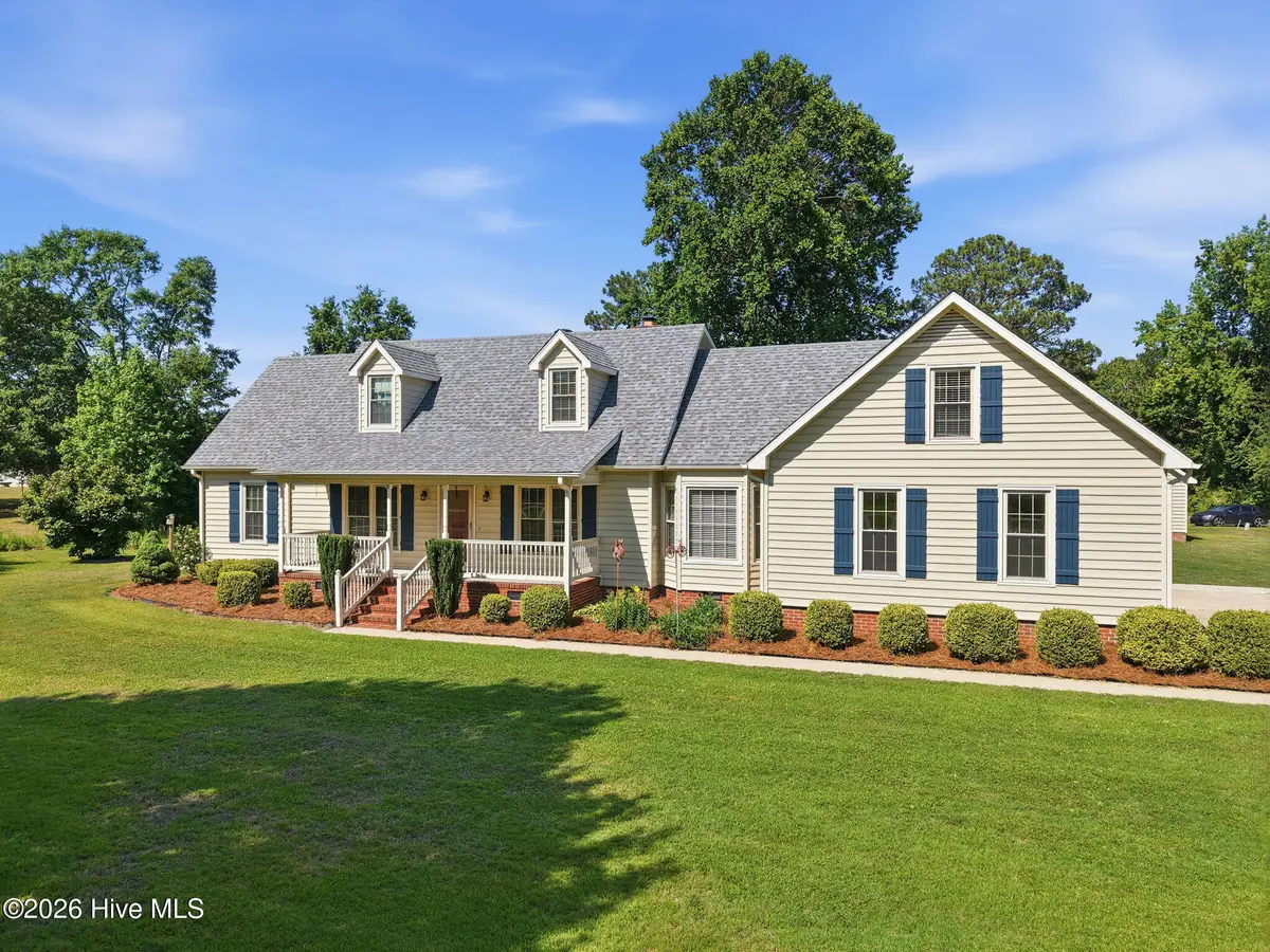 3190 Fox Run Circle, Kinston, NC 28504 - #1