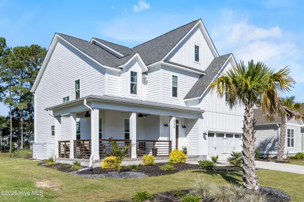 524 Moss Lake Lane, Holly Ridge, NC 28445