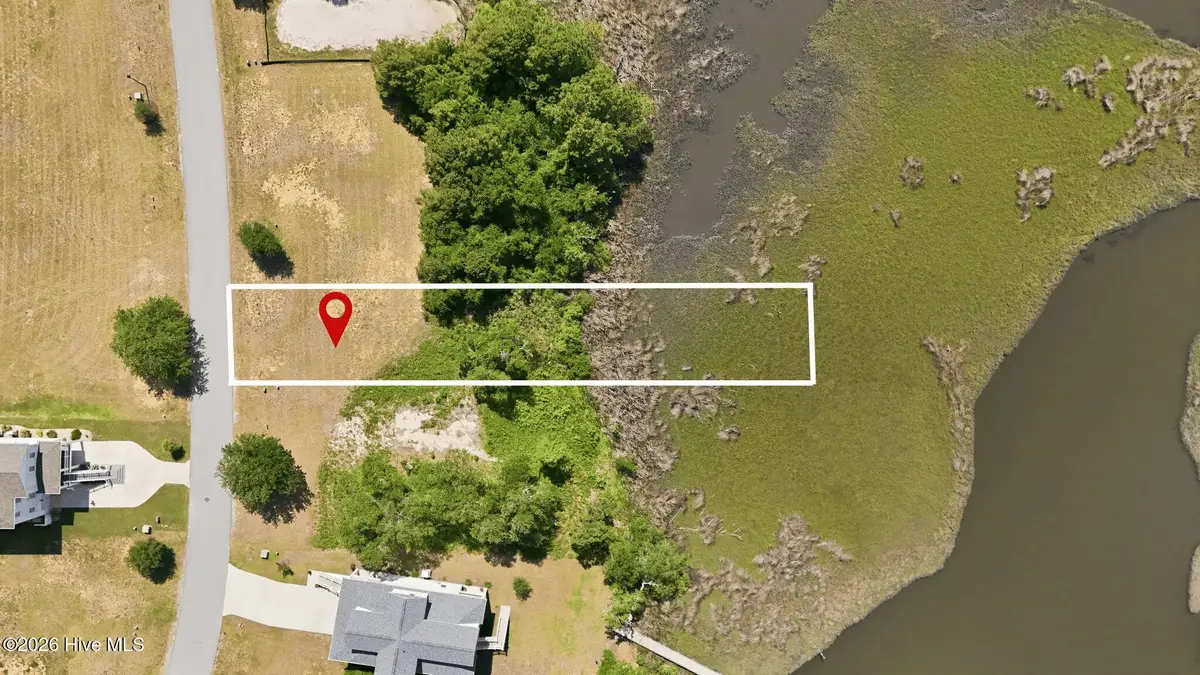 647 Cannonsgate Drive, Newport, NC 28570 - #1