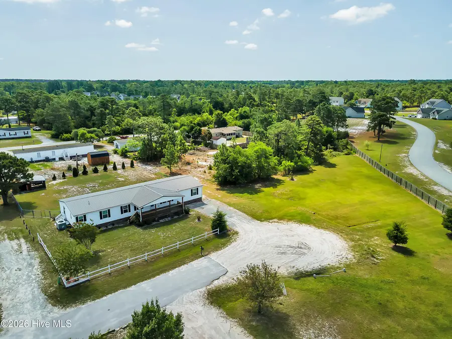 213 S Winchester Lane, Hubert, NC 28539 - #2
