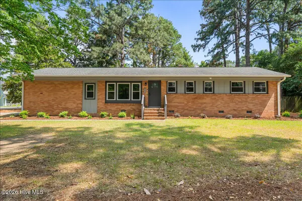 865 N Page Street, Southern Pines, NC 28387