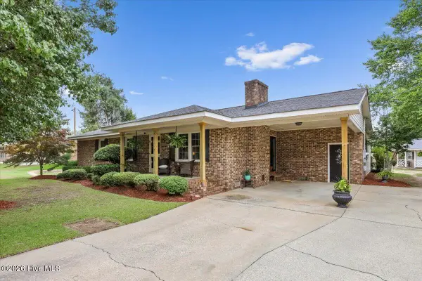 2943 Cherry Lane, Kinston, NC 28504