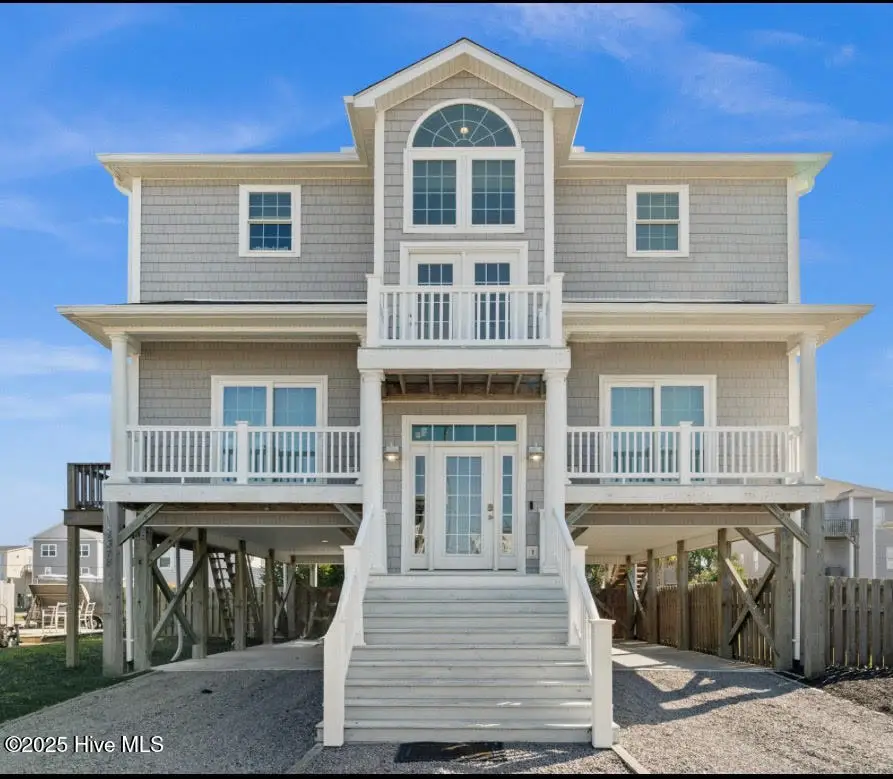 1318 N New River Drive, Surf City, NC 28445 - #1