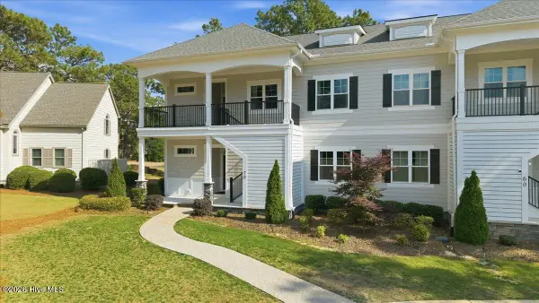 70 Cochrane Castle Circle, Pinehurst, NC 28374