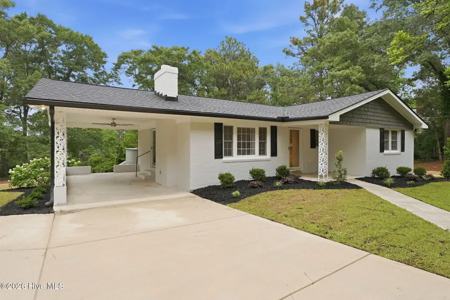 601 Bethesda Avenue, Aberdeen, NC 28315 - #2