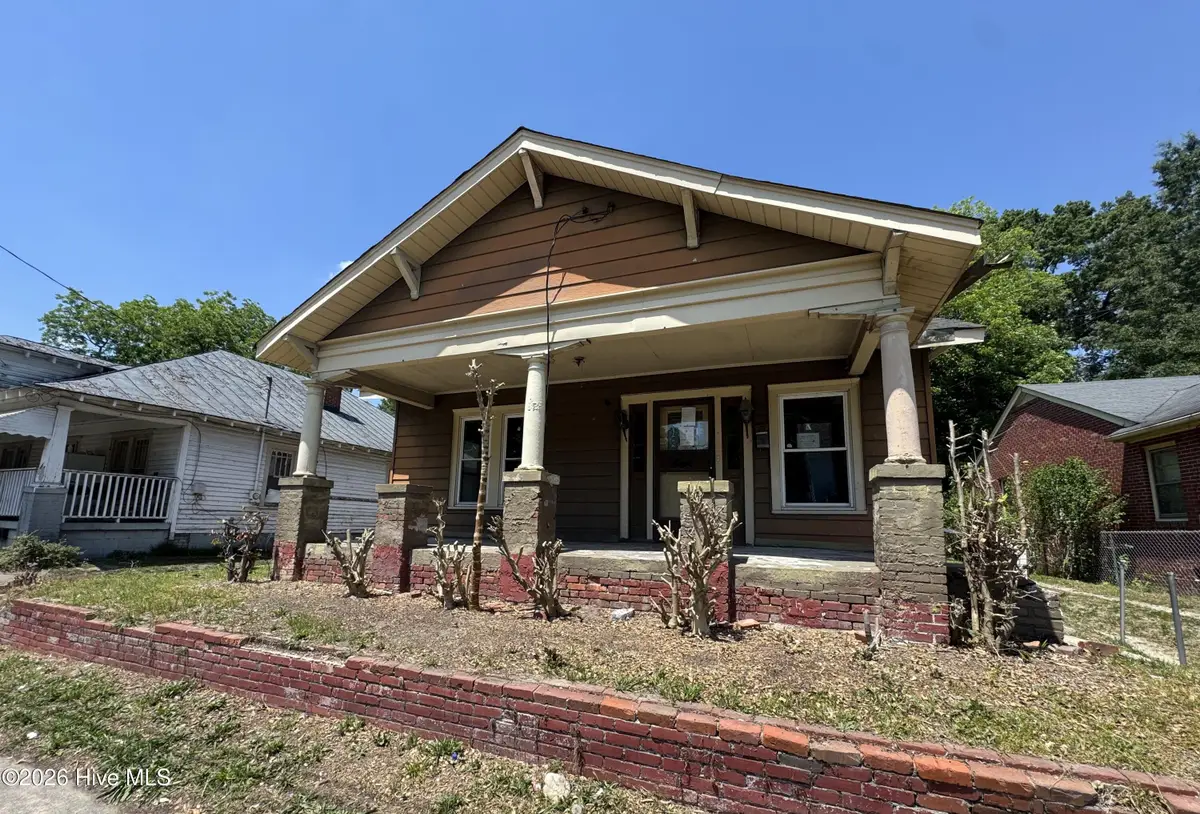 822 W Thomas Street, Rocky Mount, NC 27804 - #1