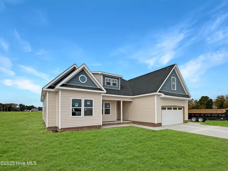 307 Spinnaker Street, Elizabeth City, NC 27909 - #2