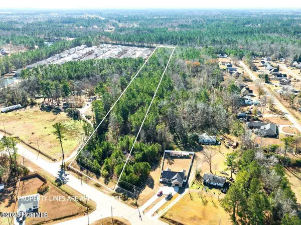 1287 Village Road Ne, Leland, NC 28451
