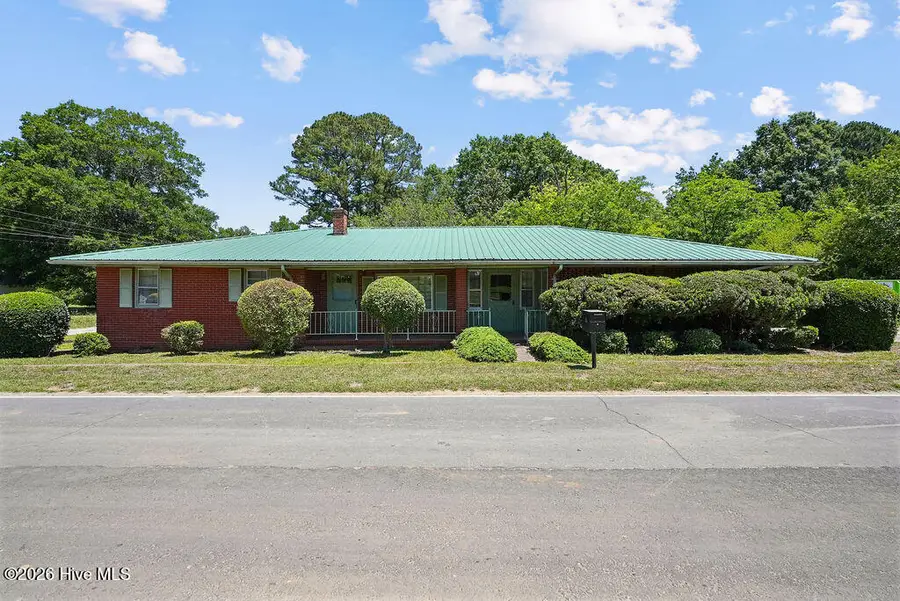 708 Bullard Street, Roseboro, NC 28382 - #2