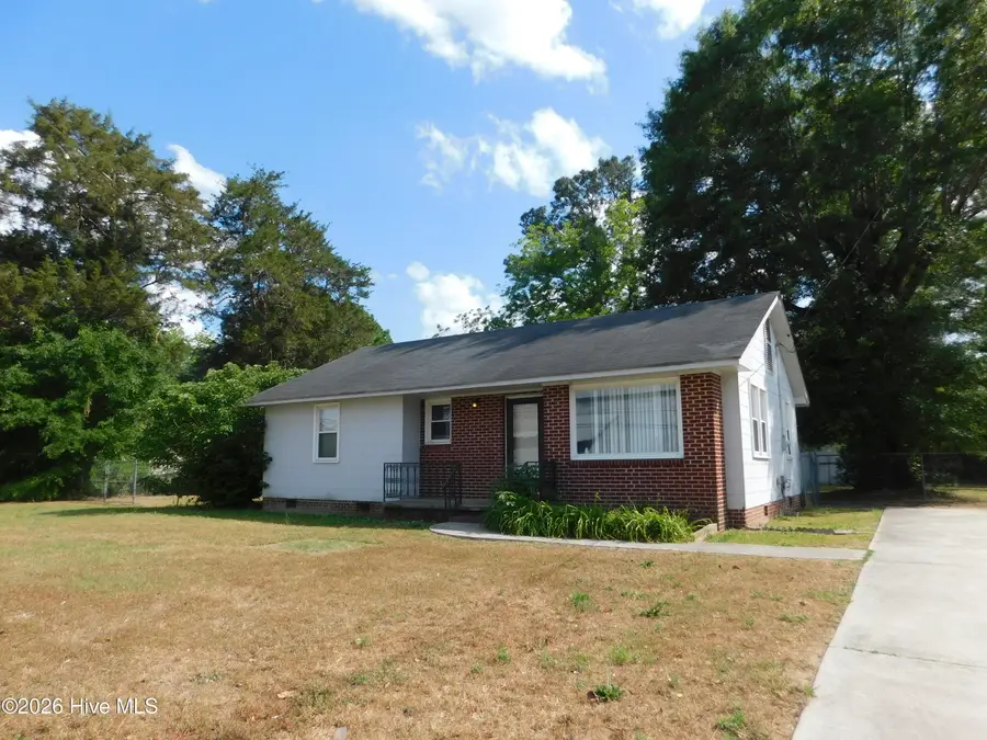 417 Fairly Street, Laurinburg, NC 28352 - #2