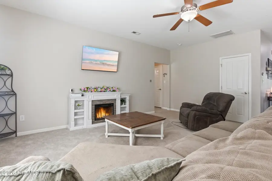3279 Austin Avenue, New Bern, NC 28562 - #3