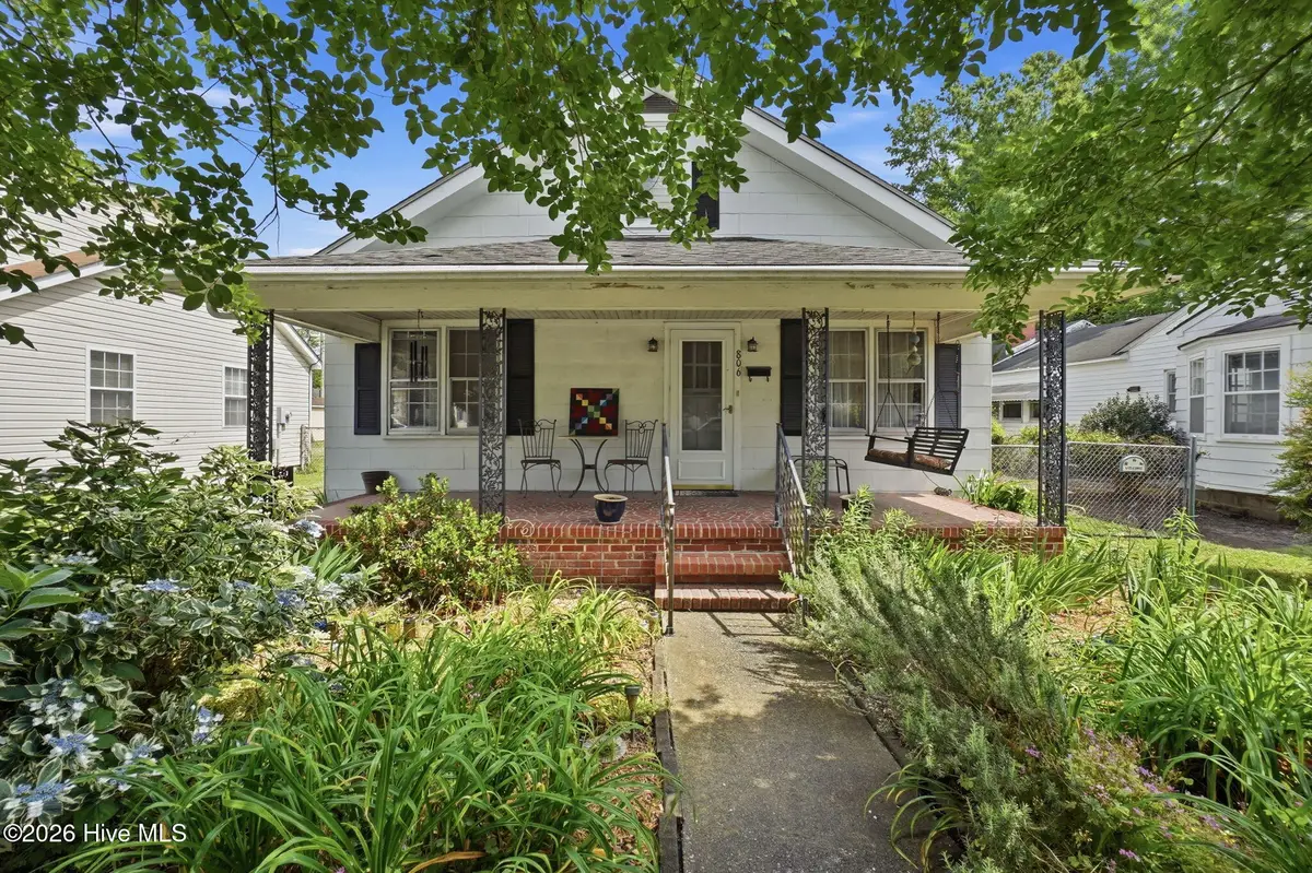 806 Maple Street, Elizabeth City, NC 27909 - #1
